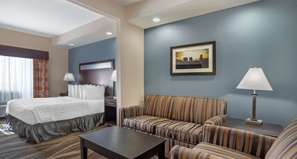 Best Western Plus Lake Jackson Inn & Suites Room Type - Accessible - Suite King Bed, Mobility Accessible, Roll In Shower, Sofabed, Non-Smoking, Full Breakfa Best Western Plus Lake Jackson Inn & Suites Room Type - Accessible - Suite King Bed, Mobility Accessible, Roll In Shower, Sofabed, Non-Smoking, Full Breakfa