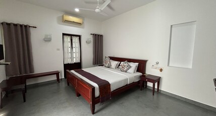 The Villa Romantica Room Type - Deluxe AC  Room with pool access