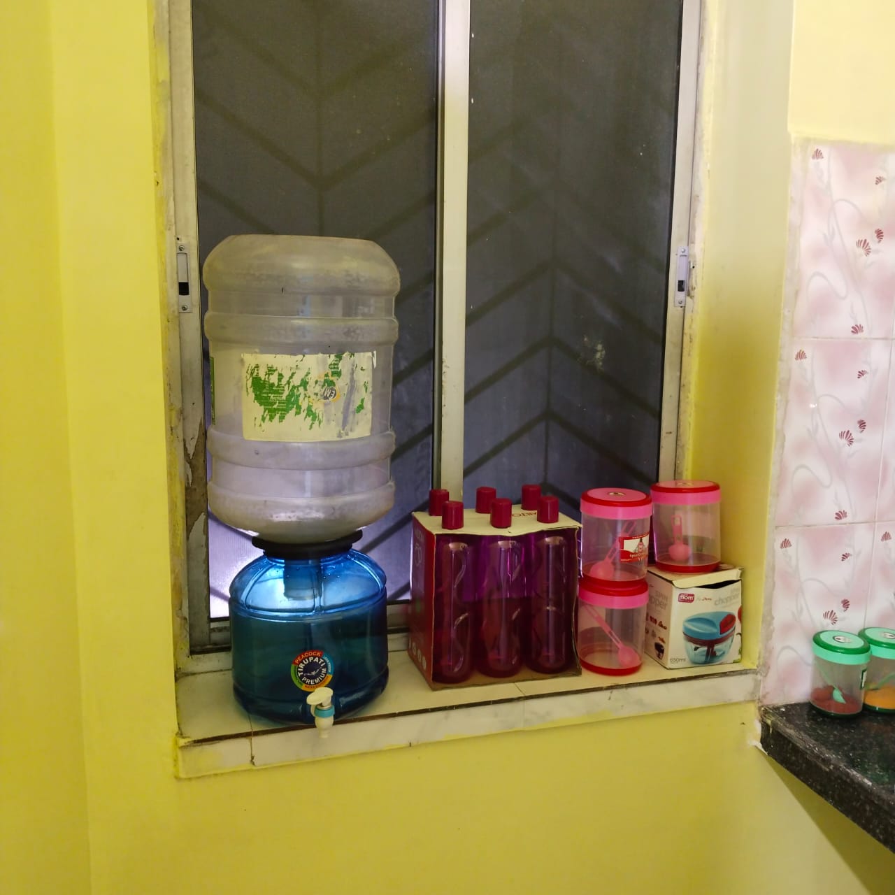 Maya Homestay - Tap to explore photos