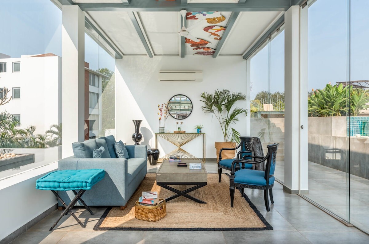 Modern 2BHK with Rooftop Pool 10 mins drive to Beach | Hireavilla - Tap to explore photos