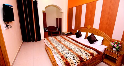 Hotel Sunshine @ Har ki pauri Room Type - Deluxe AC Room
