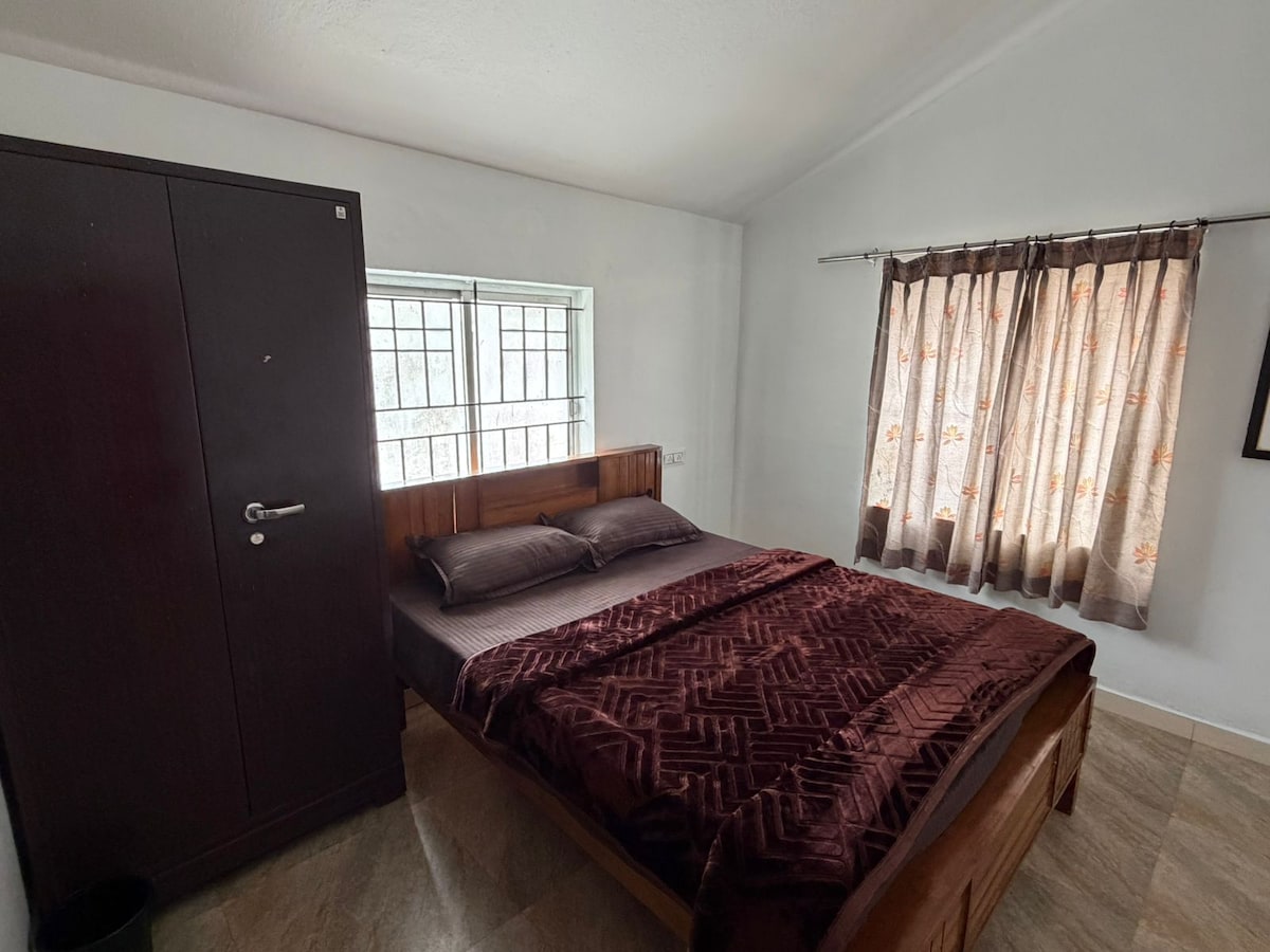 Majestry cottage Home stay Rooms - Tap to explore photos