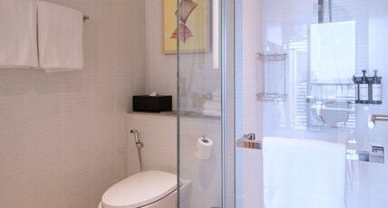 Sindhorn Midtown Hotel Bangkok, Vignette Collection - an IHG Hotel Room Type - 1 King Bed Sky Suite