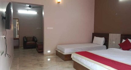 HOTEL GOLDEN HEIGHTS GOKARNA Room Type - Deluxe Non Ac  Room