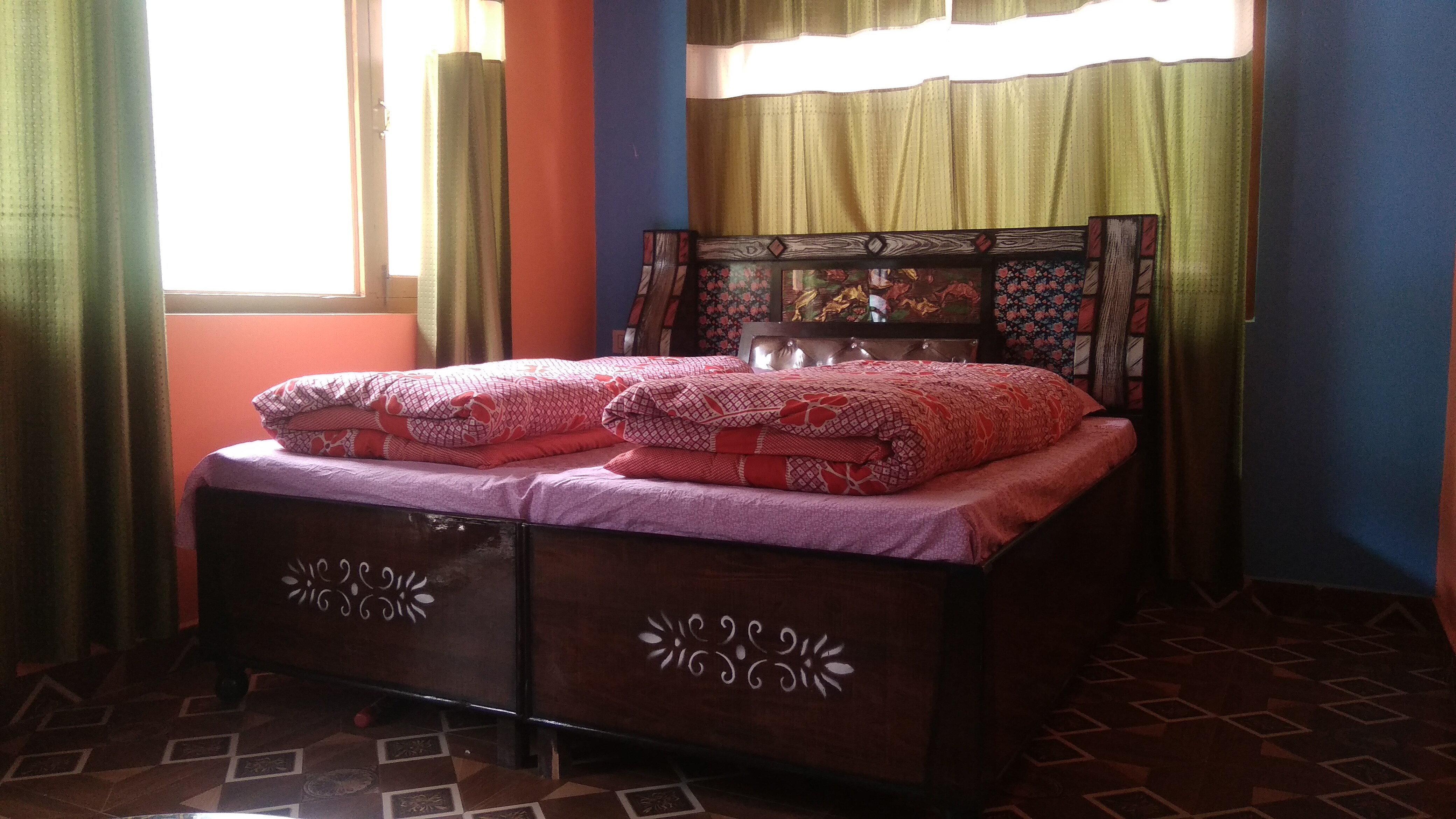 Kashi Homestay - Tap to explore photos