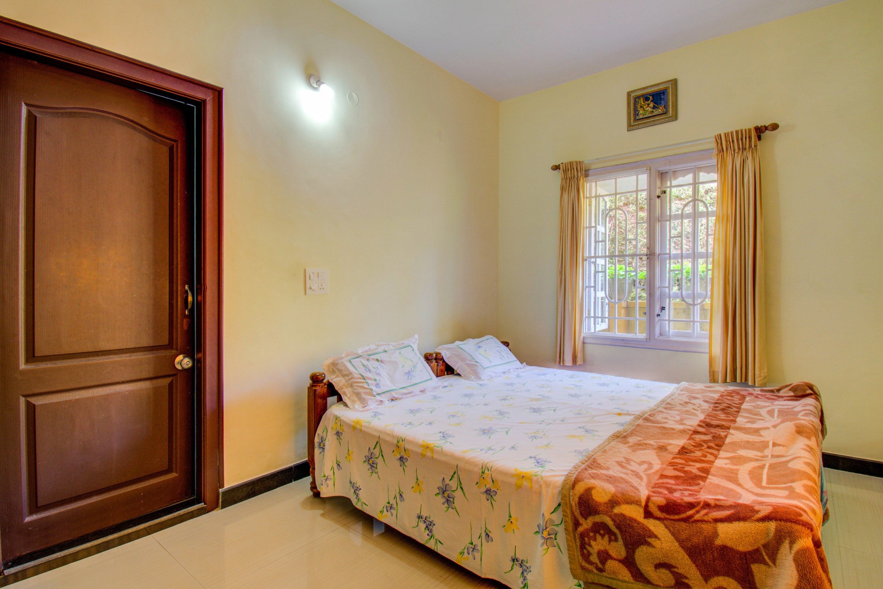 Laxmi's 2 BHK Homestay - Tap to explore photos