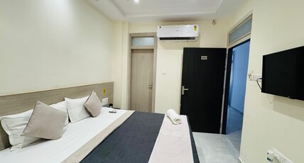 HOTEL AKASH GANGA Room Type - Deluxe Room