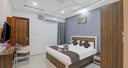 Vinayak Hotel Room Type - EXEUCTIVE