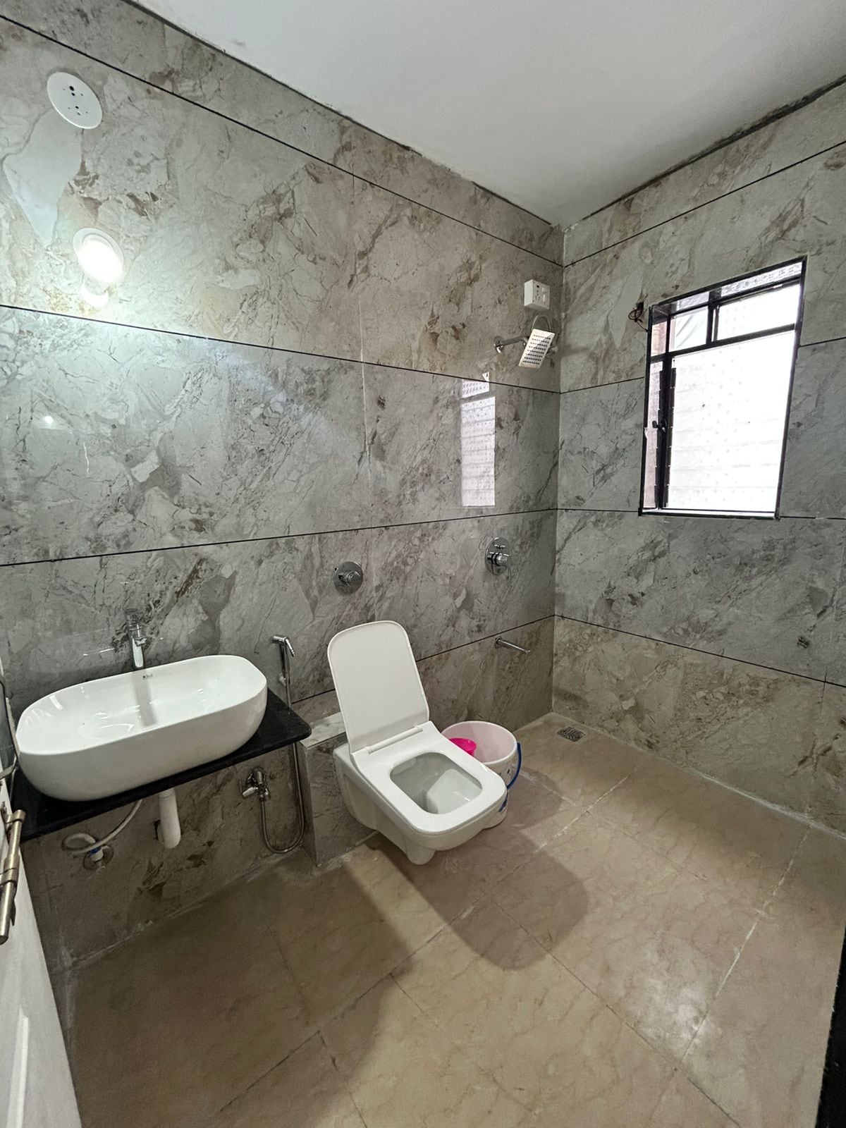 Savitri Villa Inn - Tap to explore photos