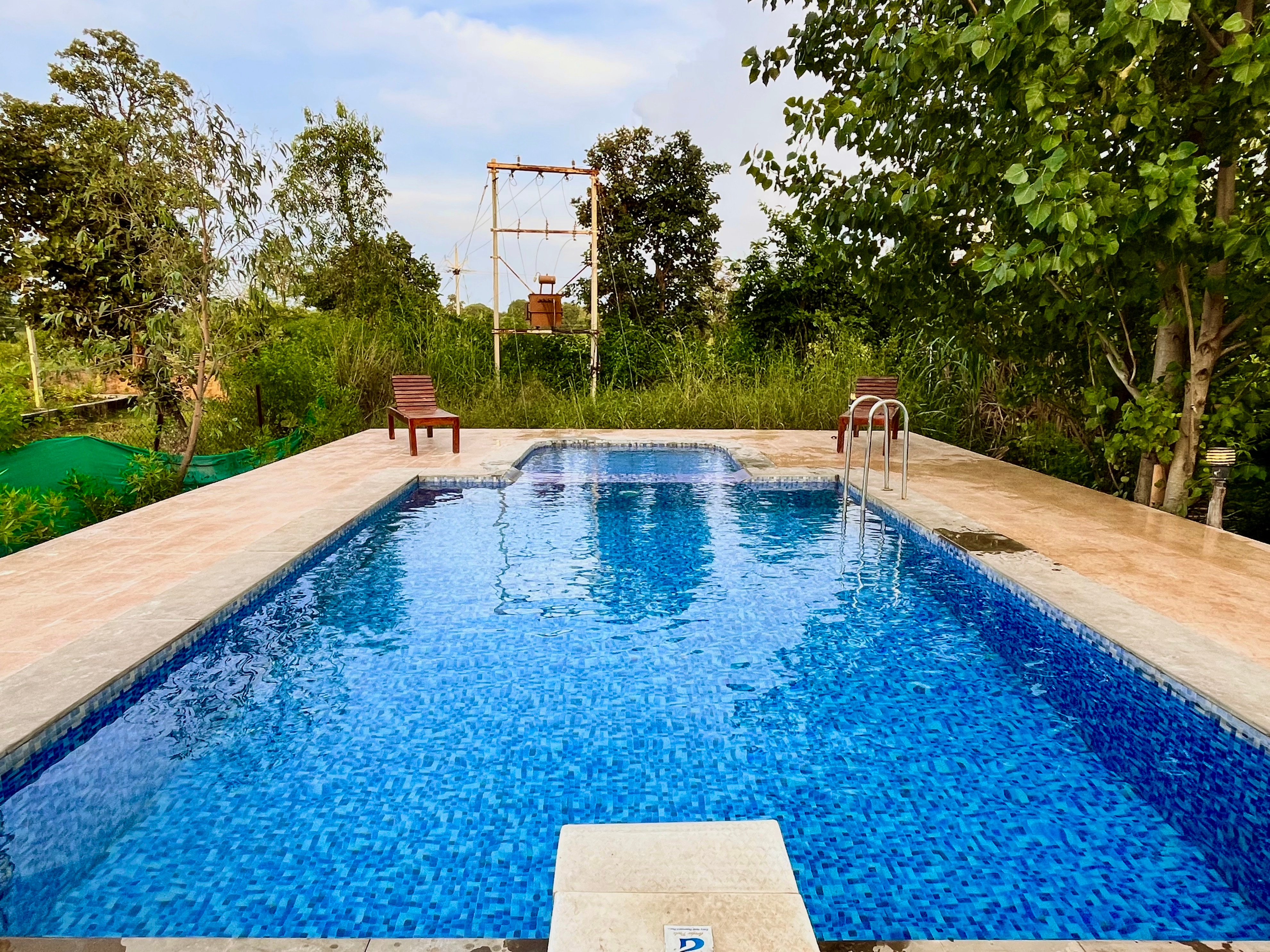 Grand Narmada Homestay - Tap to explore photos