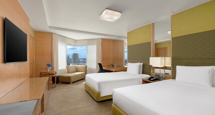 Holiday Inn Bangkok Silom Room Type - 2 Single Premium City View Lounge Accss NonSmoking