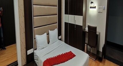 Hotel Amrapali Room Type - Deluxe Room