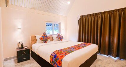 FabHotel Hill View Cottages - Nr. Club Cubana Room Type - Deluxe Room