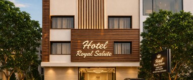 HOTEL ROYAL SALUTE on Chandigarh Ambala Expressway