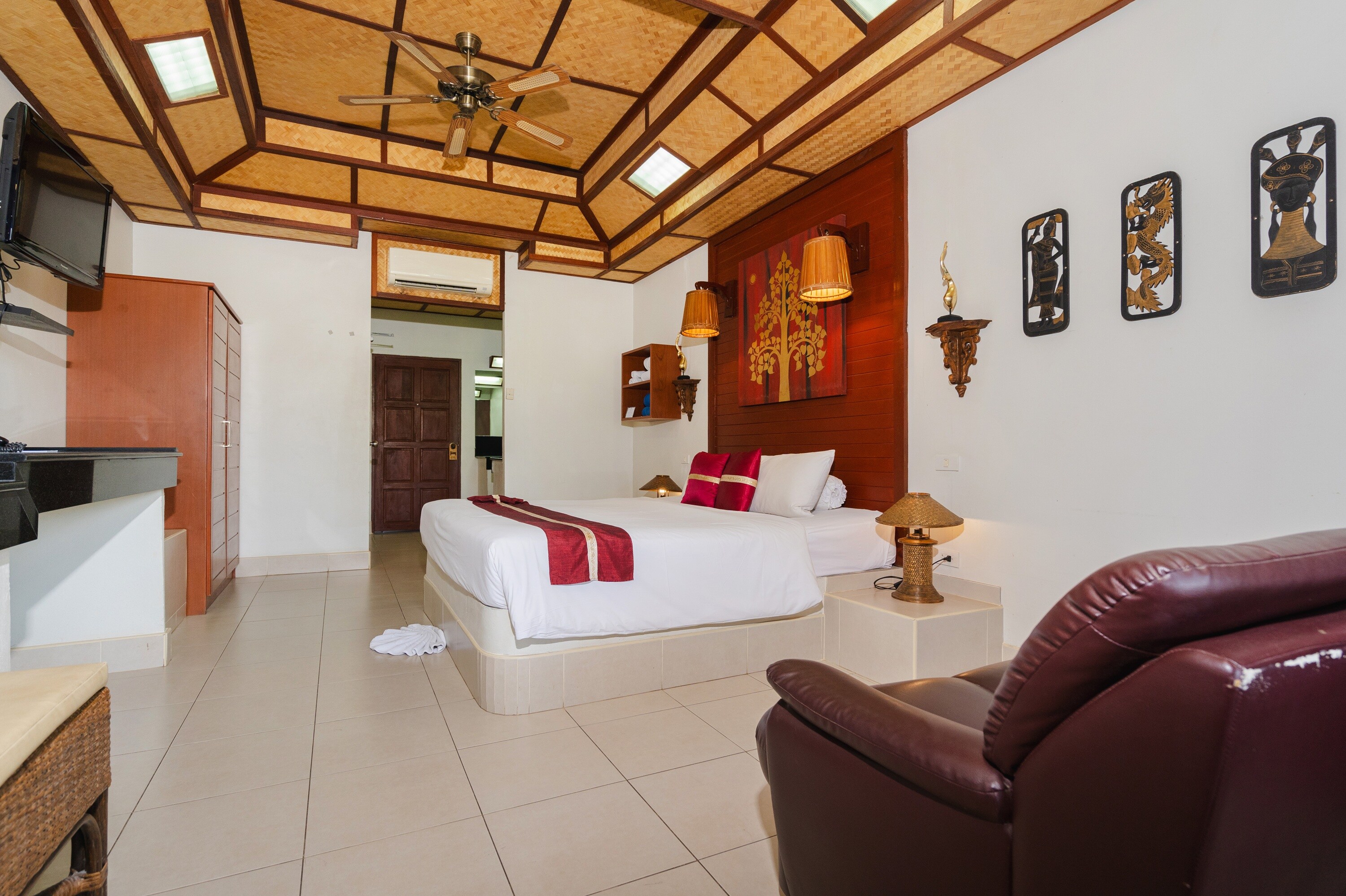 Friendship Beach Resort& Atmanjai Wellness Spa - Tap to explore photos