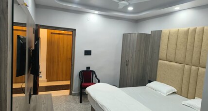 Hotel Ganesha Room Type - DELUXE ROOM