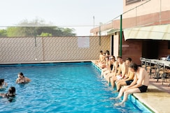 apple resort & restaurant