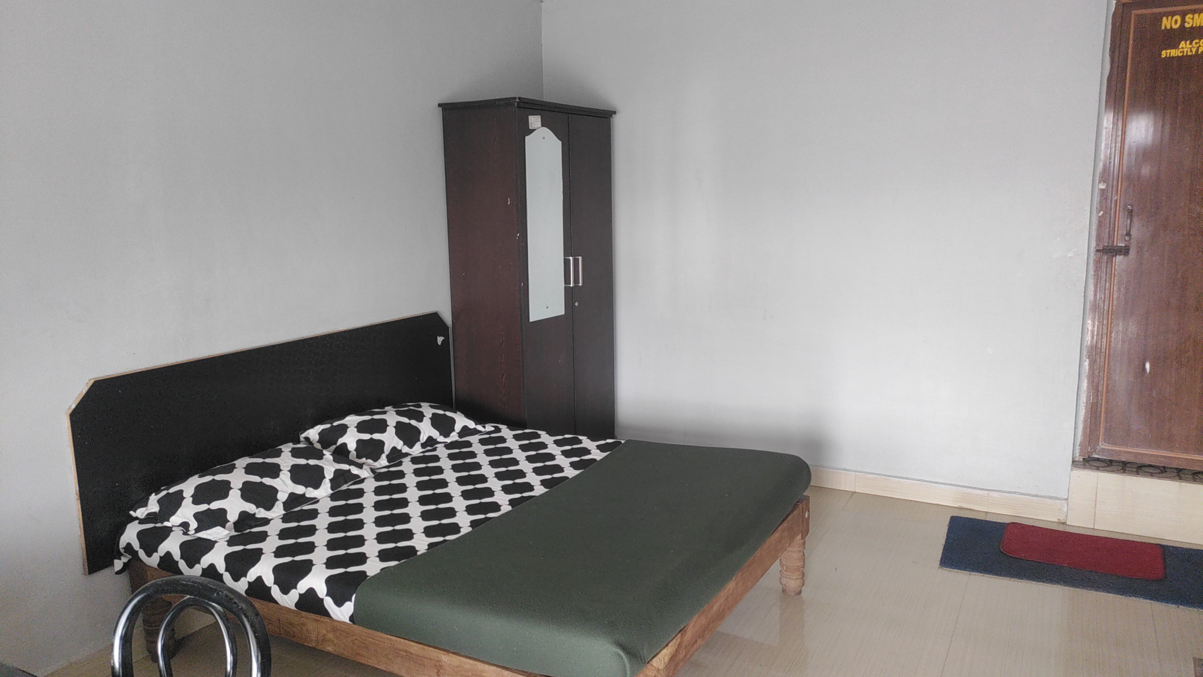 Mannath Tower Lodge - Tap to explore photos