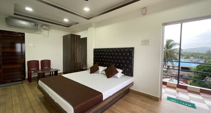 RS Marine View Homestay Room Type - Sea View Room with Private Balcony