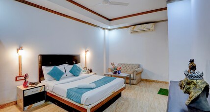 Hotel Sarvwaya inn, Saket Room Type - Deluxe Room