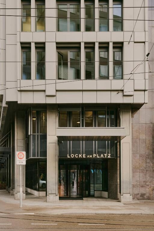 Locke am Platz Zurich - Tap to explore photos