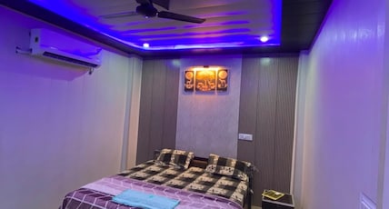 Samrat Hotel Room Type - Deluxe King Bed Room