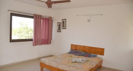 Hotel Rest and Relax Aambawadi Room Type - deluxe room