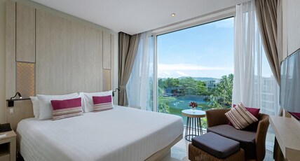 Splash Beach Resort Room Type - Executive 1 Bedroom Suite no balcony