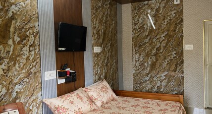 Mo lodging Room Type - Bedroom 1