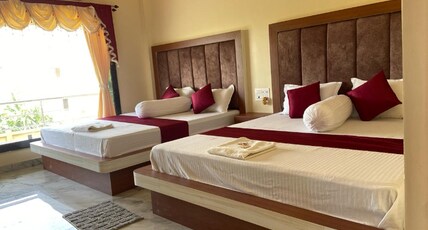 Resort Saikat Saranya Room Type - Quadruple with Side Sea View From Common Balcony Resort Saikat Saranya Room Type - Quadruple with Side Sea View From Common Balcony