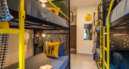 The Hosteller Rishikesh, Laxman Jhula Room Type - Bed in 6 Bed Mixed Dormitory