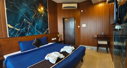 ARUNIK INN Room Type - Deluxe Double Room ARUNIK INN Room Type - Deluxe Double Room