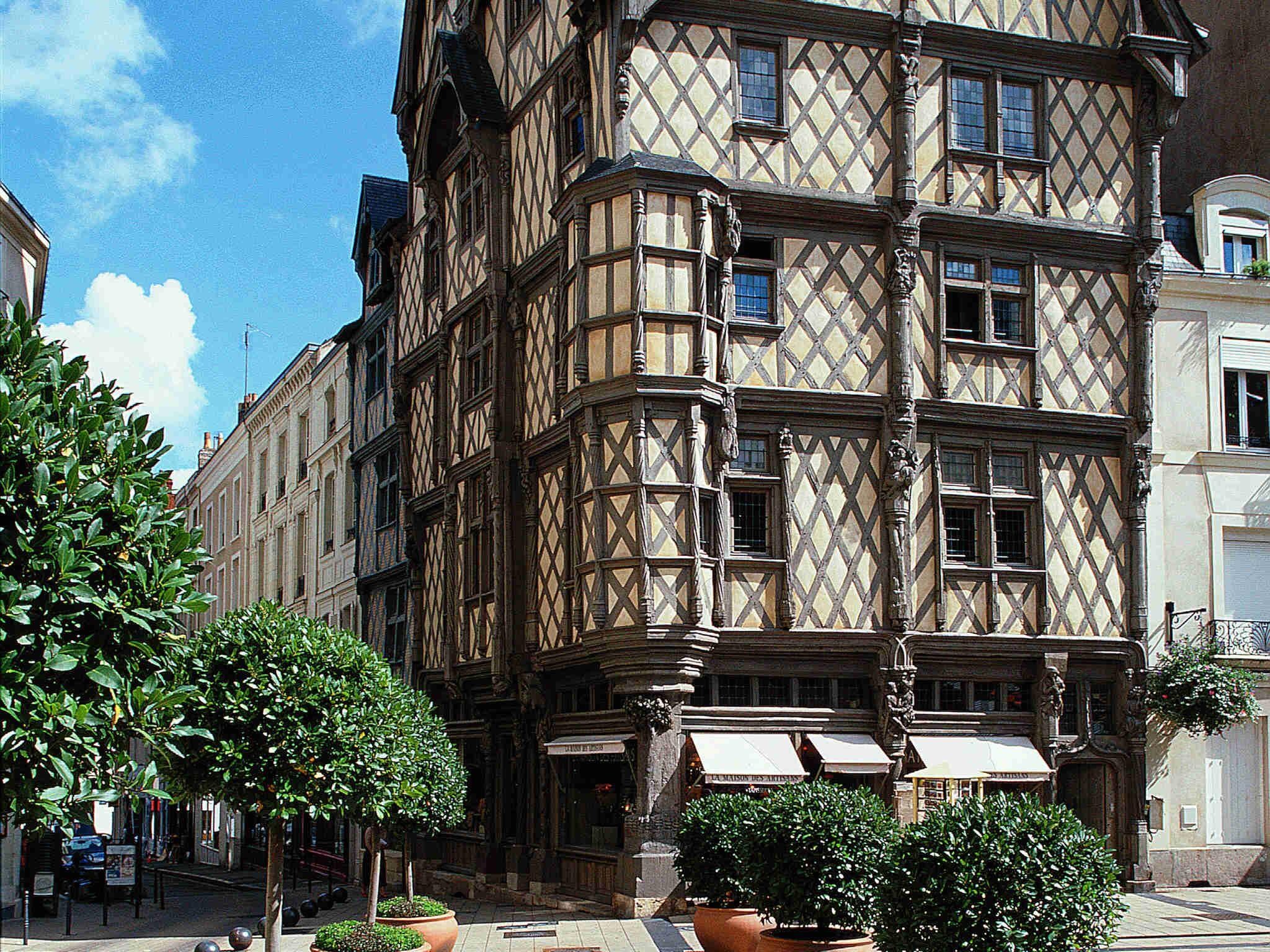 Mercure Angers Centre Gare - Tap to explore photos