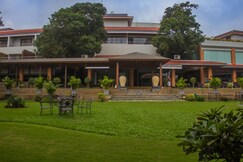 Club Mahindra Hatgad, Maharashtra