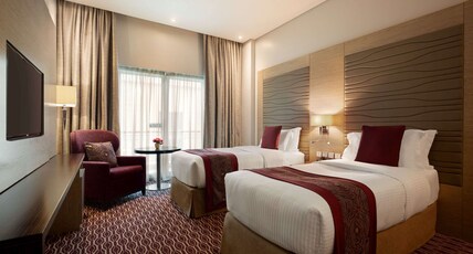 Ramada by Wyndham Manama Seef Room Type - Mobility Accessible Twin Bed Non Smoking
