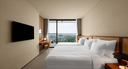L7 West Lake Hanoi by Lotte Room Type - Superior Family