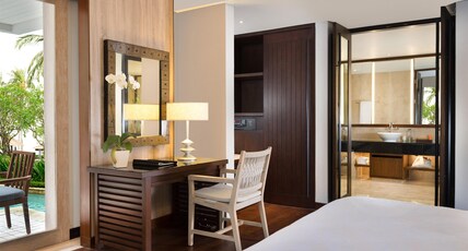 Conrad Bali Room Type - KING LAGOON ACCESS SUITE
