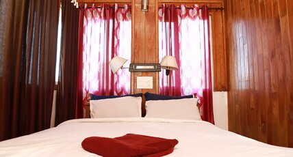 Rainbow holiday home Room Type - Bedroom 1