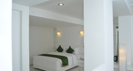 Icon Select by Bhagini Room Type - Suite