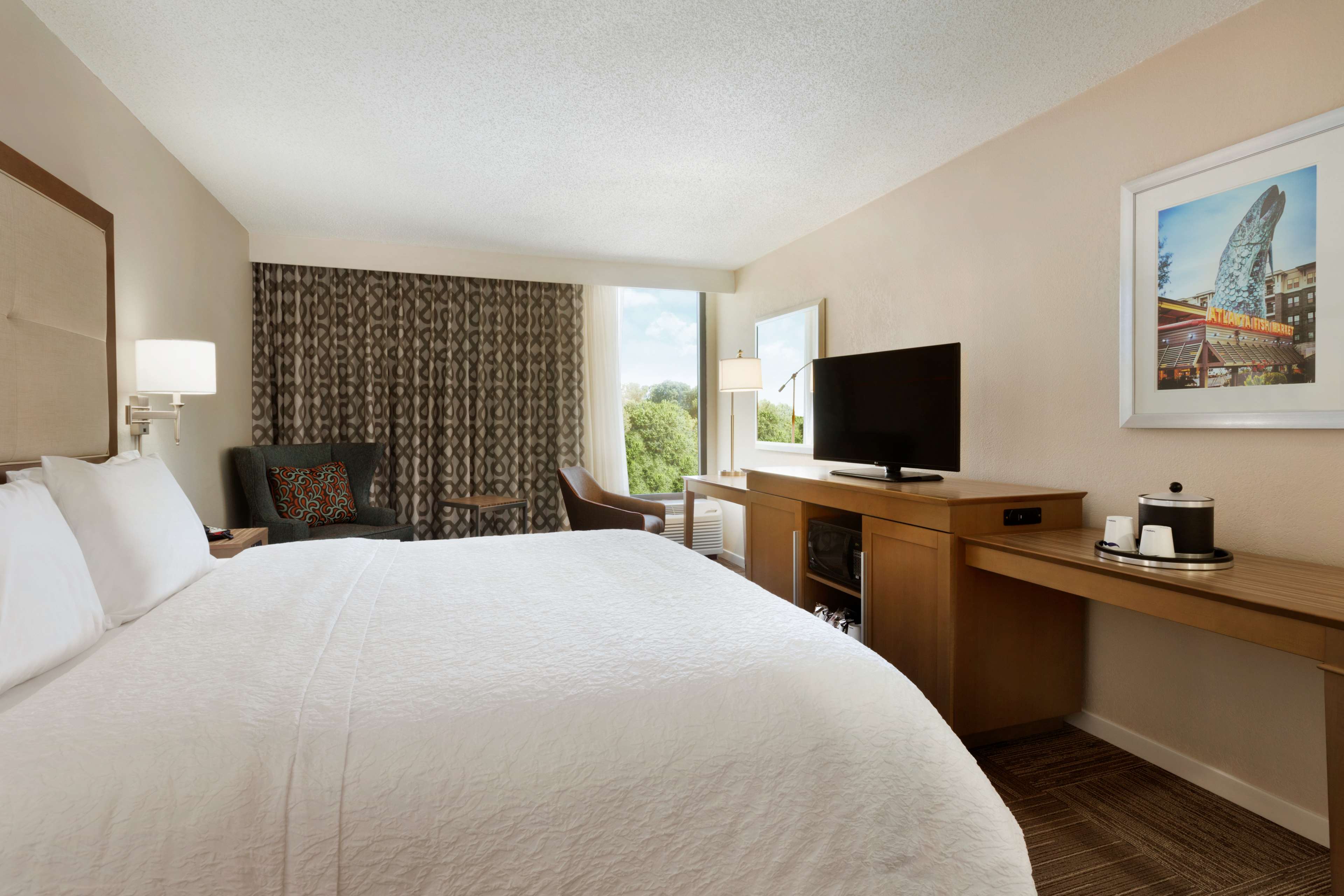 Hampton Inn Atlanta Buckhead - Tap to explore photos