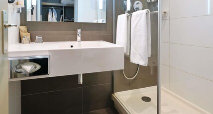 Hotel Mercure Grenoble Centre President Room Type - Standard Room with 2 zip-beds Hotel Mercure Grenoble Centre President Room Type - Standard Room with 2 zip-beds