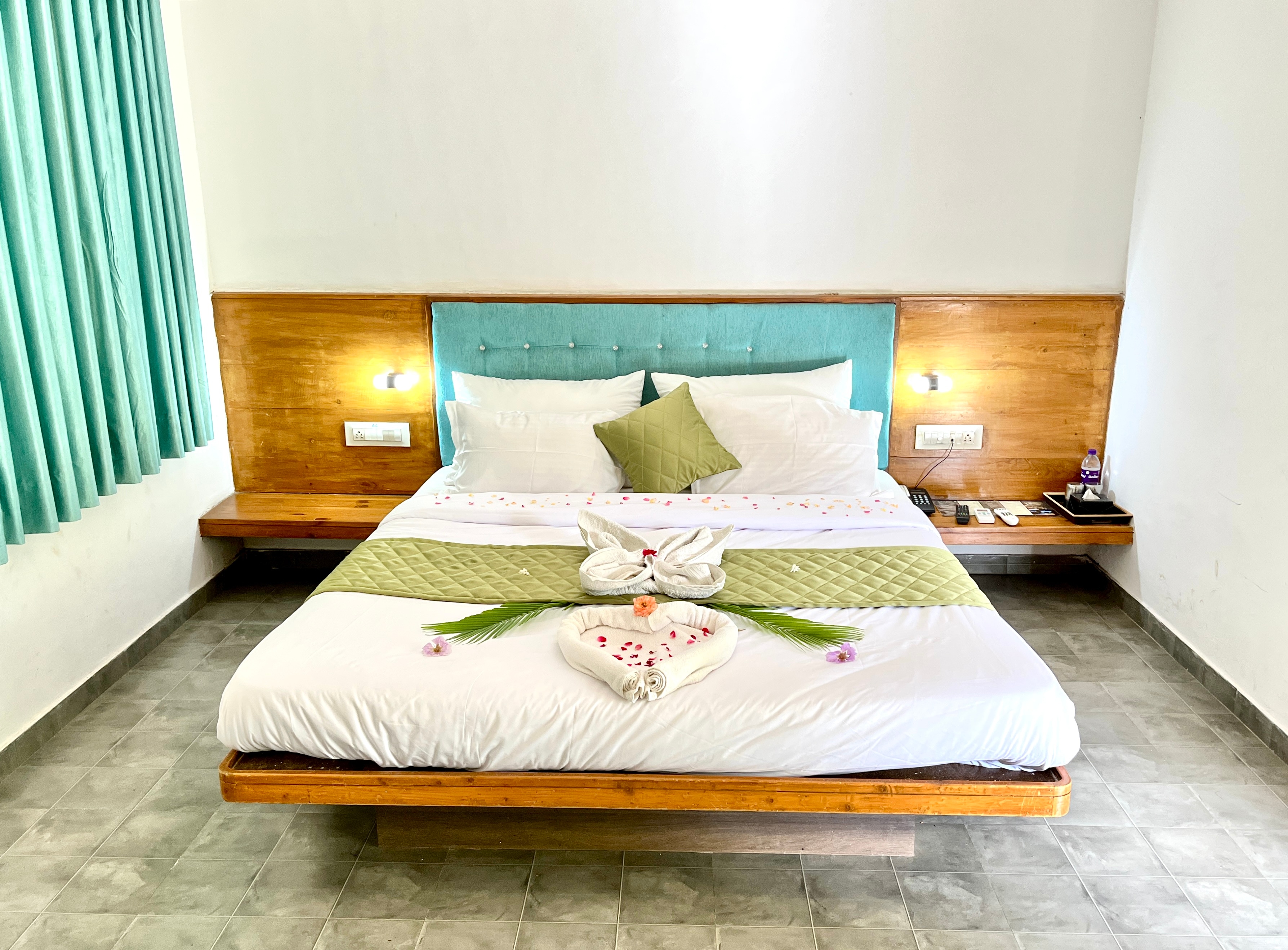 SEEMA's RESORT - Tap to explore photos