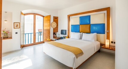 The Promenade Room Type - Premium Sea View Room 1 Double Bed