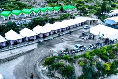 Camp Gemur Holidays | Rooms & Caretaker