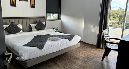 Sunny Executive Room Type - Super Deluxe Room