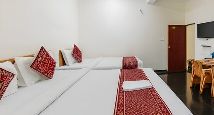 Stayz Royale - Mysuru Room Type - Deluxe Family Room