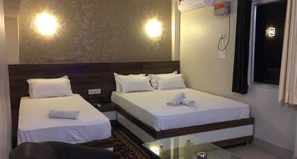 Hotel Sita Room Type - Deluxe Family Room River View