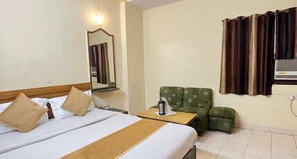 Hotel Silver Shine, Delhi Room Type - Tripple Bed Room