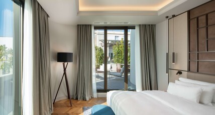Radisson Collection Hotel, Magdalena Plaza Sevilla Room Type - Junior Suite  Terrace and Hot Tub