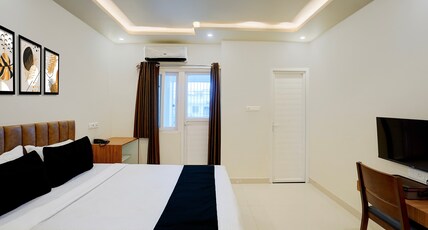 Collection O Patliputra Indoor Stadium Formerly Aarunya Residency Room Type - Classic
